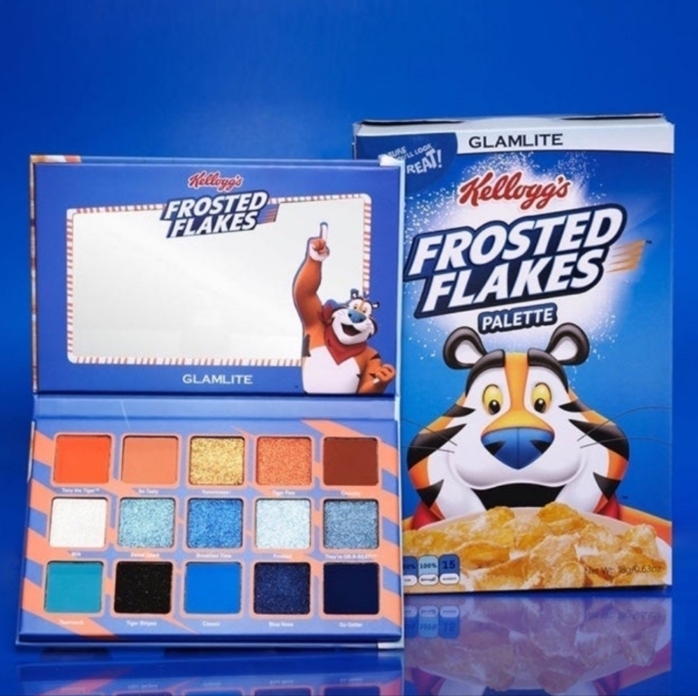 FROSTED FLAKES X GLAMLITE EYESHADOW PALETTE